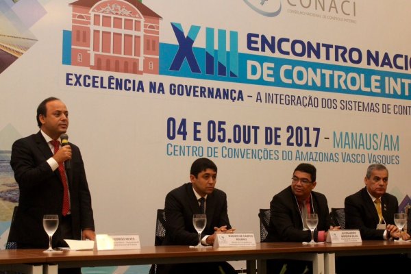 Rodrigo Neves participa de encontro nacional sobre controle interno