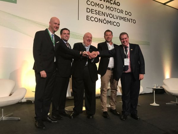 Prefeitos da FNP compartilham experiências no Congresso Smart City Expo Curitiba