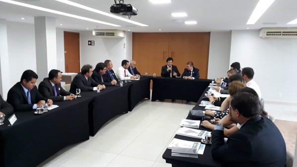 FNP sedia reunião da Associação de Prefeitos do Vale do Paraíba