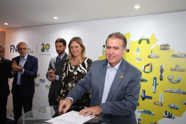 Diretoria da FNP para gestão 2019/2021 toma posse em Brasília