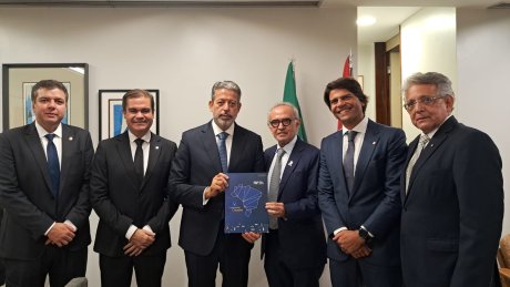 Prefeito Cícero Lucena alerta sobre o impacto de isenção do IR nos municípios