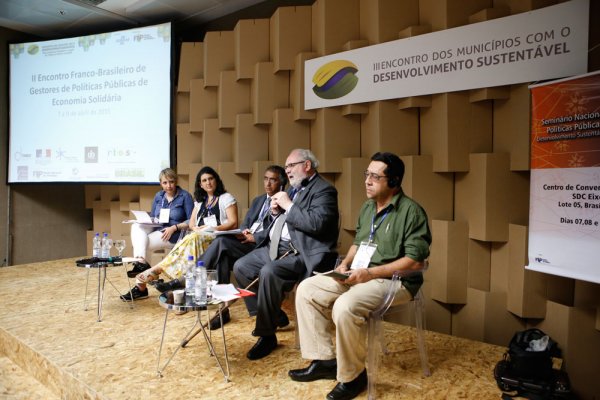 II Encontro Franco-brasileiro de Economia Solidária, realizado em abril de 2015, durante o III EMDS. 