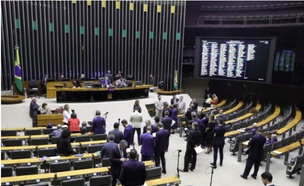 Conquista da FNP: Câmara dos Deputados aprova projeto que modifica a LRF em favor dos municípios