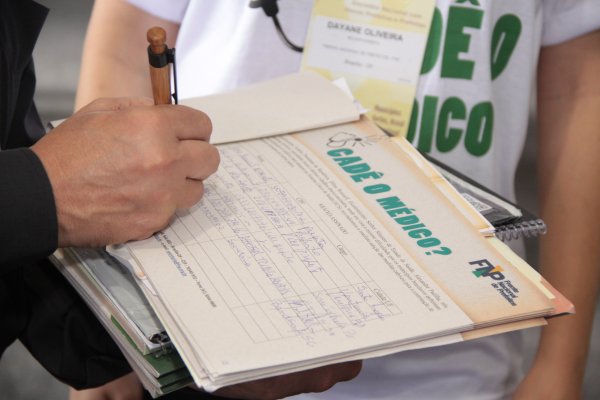 Uma grande reivindicação dos prefeitos e prefeitas, iniciada pela Frente Nacional de Prefeitos (FNP), reuniu mais de 4 mil assinaturas em torno da Campanha “Cadê o Médico?”