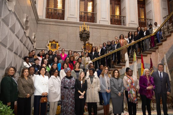 Mulheres eleitas da África, Brasil e Galiza se reúnem em La Coruña