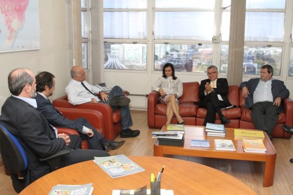 Em reunião com presidente do Ipea, prefeitos da FNP pedem apoio técnico para o aperfeiçoamento do sistema tributário brasileiro